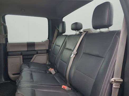 Used 2019 Ford F250 XL w/ STX Appearance Package image 19
