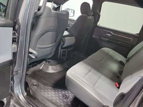 Used 2022 RAM 1500 Big Horn AWD/4WD image 29