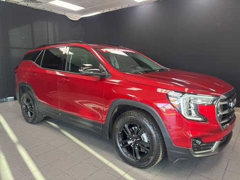 Used 2024 GMC Terrain AT4 w/ LPO, Cargo Package image 1