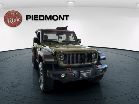 New 2025 Jeep Wrangler Rubicon AWD/4WD image 4