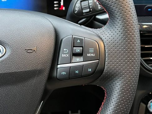 Certified 2023 Ford Escape ST-Line w/ Tech Pack #1 image 21