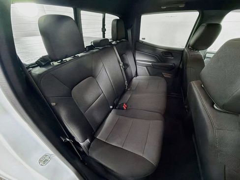 Used 2024 Chevrolet Colorado W/T w/ WT Convenience Package II RWD image 25