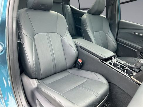 Used 2025 Toyota Camry XSE FWD image 31