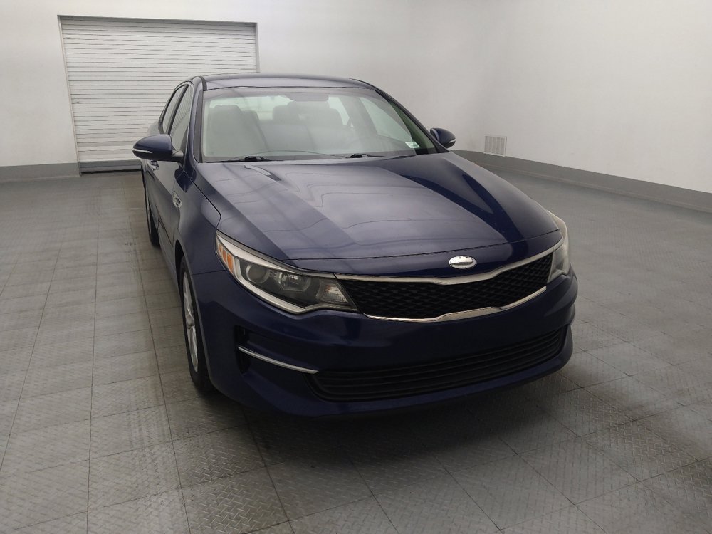 Used 2018 Kia Optima LX w/ 17" Alloy Wheels Package FWD image 14