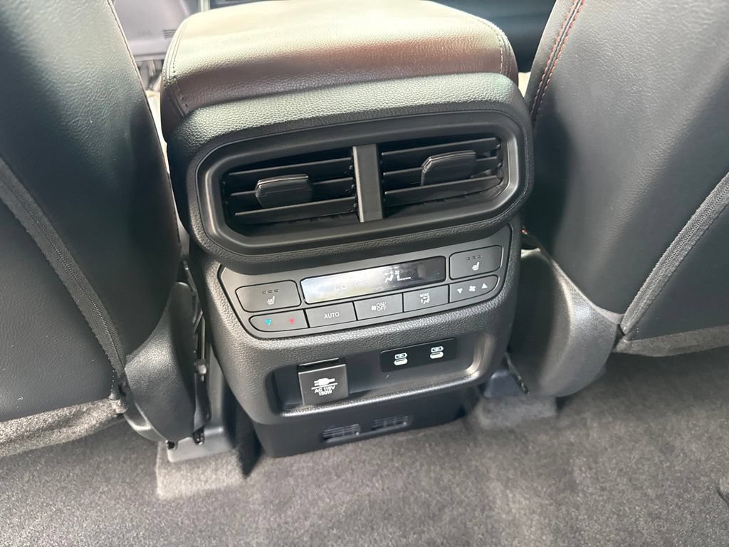 Used 2026 Honda Pilot TrailSport image 59