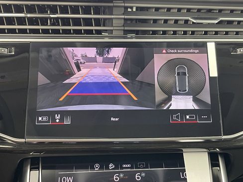 New 2025 Audi Q8 Premium Plus image 33