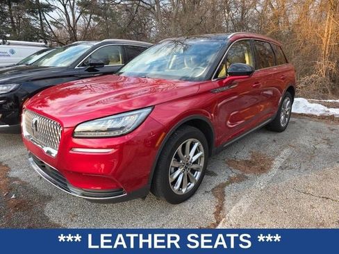 Used 2022 Lincoln Corsair AWD w/ Premium Package image 3