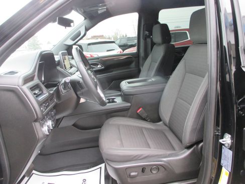 Used 2023 GMC Yukon XL SLE w/ Max Trailering Package image 17