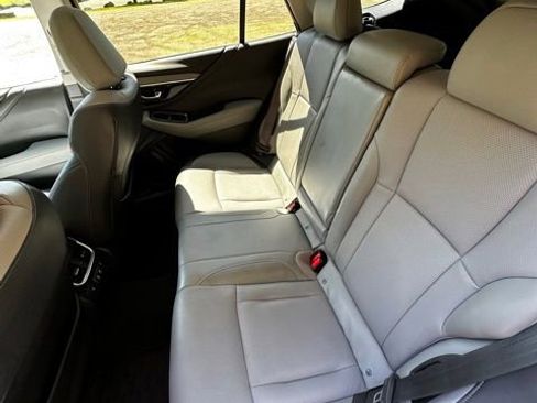 Used 2020 Subaru Outback Limited AWD/4WD image 14