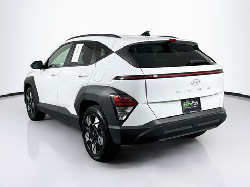 Used 2025 Hyundai Kona SEL FWD image 5