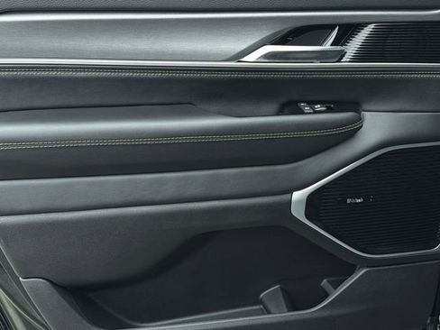 New 2026 Jeep Grand Wagoneer Limited image 23