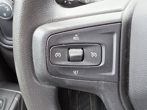Used 2022 Chevrolet Silverado 1500 Custom RWD image 17