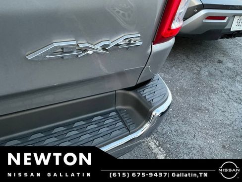 Used 2020 RAM 1500 Big Horn AWD/4WD image 4