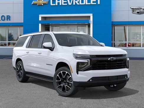 New 2026 Chevrolet Suburban RST w/ Comfort Package AWD/4WD image 7