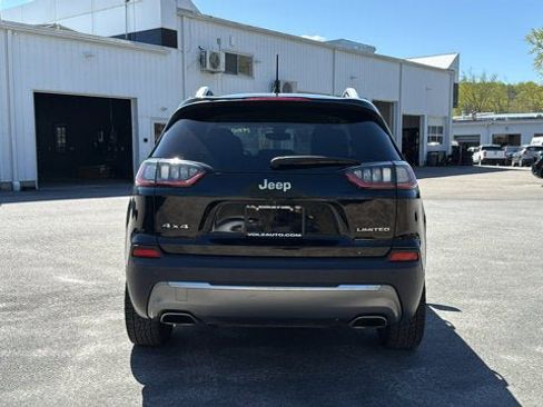Used 2019 Jeep Cherokee Limited AWD/4WD image 7