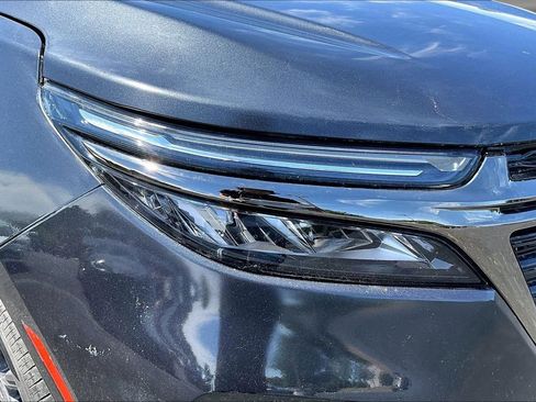 Used 2022 Chevrolet Equinox RS w/ LPO, Floor Liner Package FWD image 29