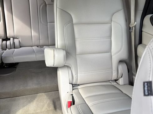 Used 2016 GMC Yukon Denali w/ Open Road Package AWD/4WD image 17