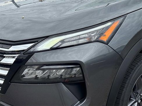 New 2026 Nissan Rogue S image 10