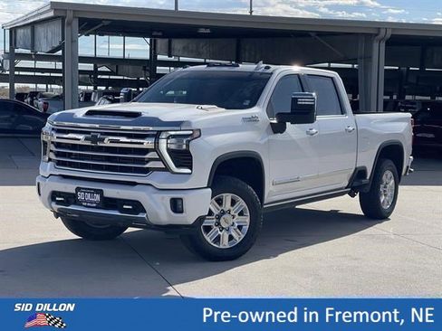 Certified 2025 Chevrolet Silverado 2500 High Country w/ Technology Package AWD/4WD image 1