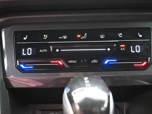 Used 2023 Volkswagen Tiguan SEL R-Line AWD/4WD image 23