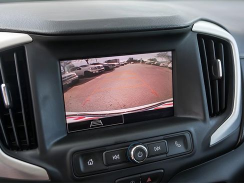 Used 2023 GMC Terrain SLE w/ Driver Convenience Package image 20