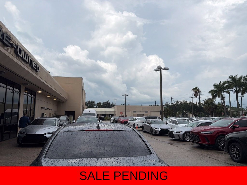 Used 2014 Lexus LS 460 AWD w/ Comfort Package image 5
