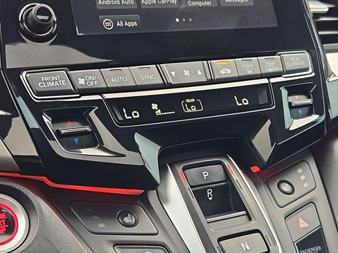 Used 2024 Honda Odyssey Sport image 25