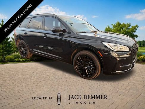 Used 2023 Lincoln Corsair Reserve w/ Equipment Group 201A AWD/4WD image 10