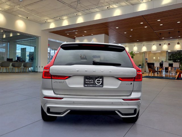 Certified 2024 Volvo XC60 B5 Core w/ Protection Package Premier AWD/4WD image 29