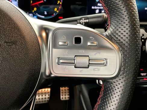 Used 2022 Mercedes-Benz CLA 35 AMG 4MATIC image 11