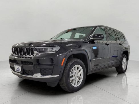 Used 2024 Jeep Grand Cherokee L Laredo AWD/4WD image 13