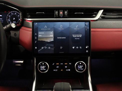 Used 2024 Jaguar XF R-Dynamic SE image 15