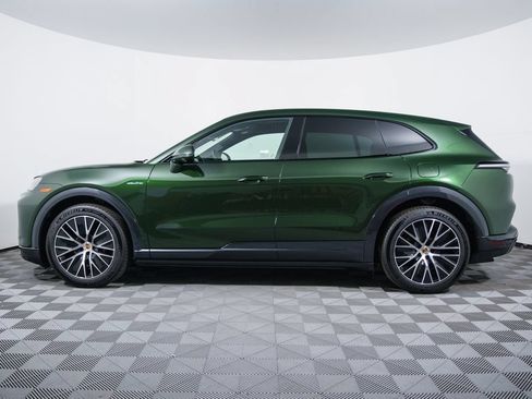 Used 2026 Porsche Cayenne Electric AWD/4WD image 2