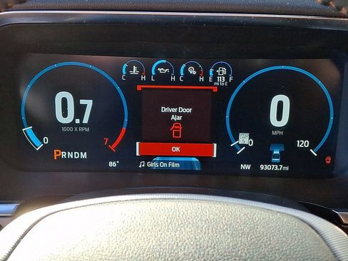 Used 2022 Ford F150 Platinum w/ FX4 Off-Road Package AWD/4WD image 21