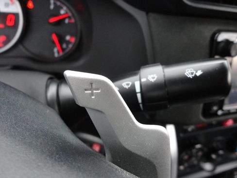 Used 2018 Toyota 86 image 29