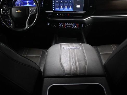 Used 2024 Chevrolet Silverado 2500 High Country w/ High Country Premium Package AWD/4WD image 33
