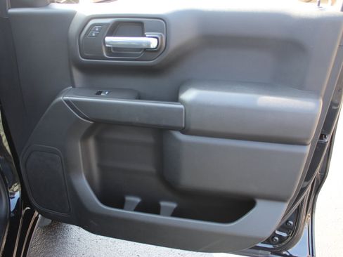 Used 2020 Chevrolet Silverado 1500 Custom Trail Boss w/ Custom Convenience Package image 29