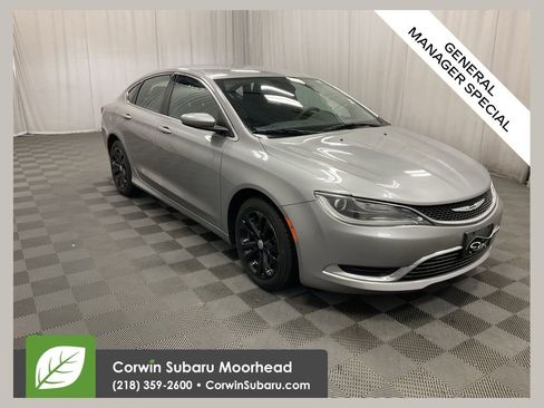 Used 2016 Chrysler 200 Limited FWD image 1
