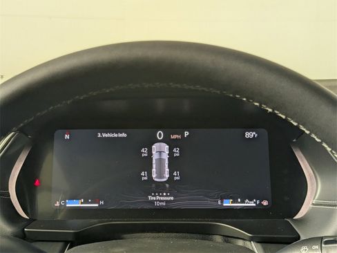 New 2025 Jeep Grand Cherokee Altitude image 19