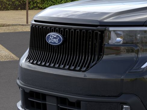 New 2026 Ford Maverick Lobo AWD/4WD image 18