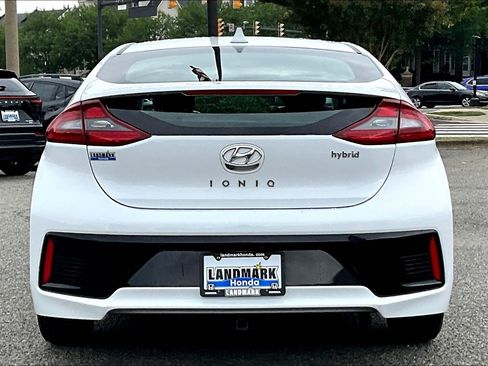 Used 2019 Hyundai Ioniq SEL FWD image 4