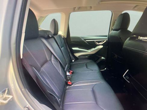 Used 2023 Subaru Forester Limited AWD/4WD image 12