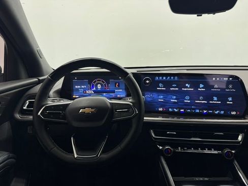 Used 2026 Chevrolet Traverse High Country w/ LPO, Floor Liner Package FWD image 3