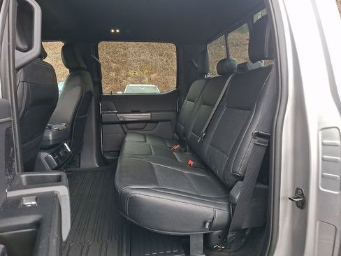 Used 2022 Ford F150 XLT w/ Equipment Group 302A High image 10