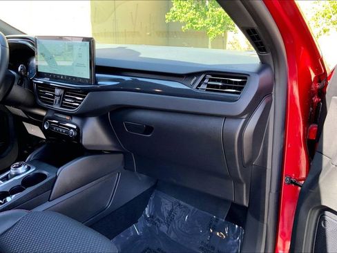 Used 2024 Ford Escape ST-Line w/ Tech Pack #1 AWD/4WD image 14