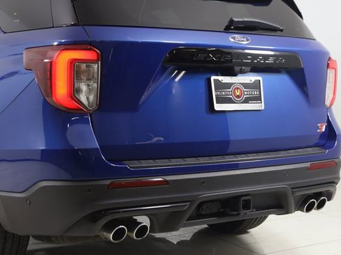 Used 2020 Ford Explorer ST w/ Premium Technology Package image 26