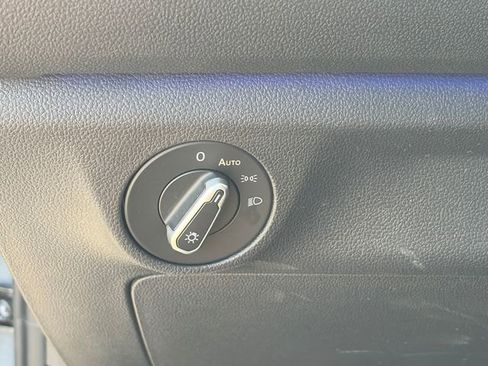 Used 2021 Volkswagen Jetta GLI FWD image 15