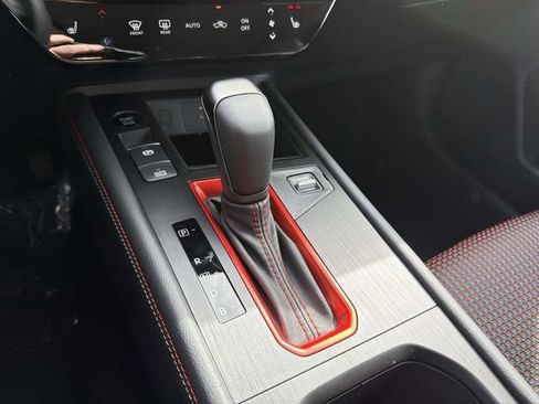 New 2026 Nissan Kicks SR w/ Cold Weather Package image 22