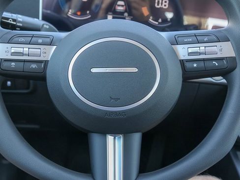 New 2026 Hyundai Tucson SE image 17