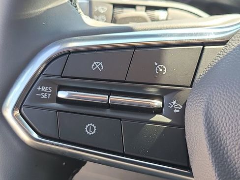 New 2026 Chevrolet Equinox LT w/ Safety and Technology Package FWD image 22